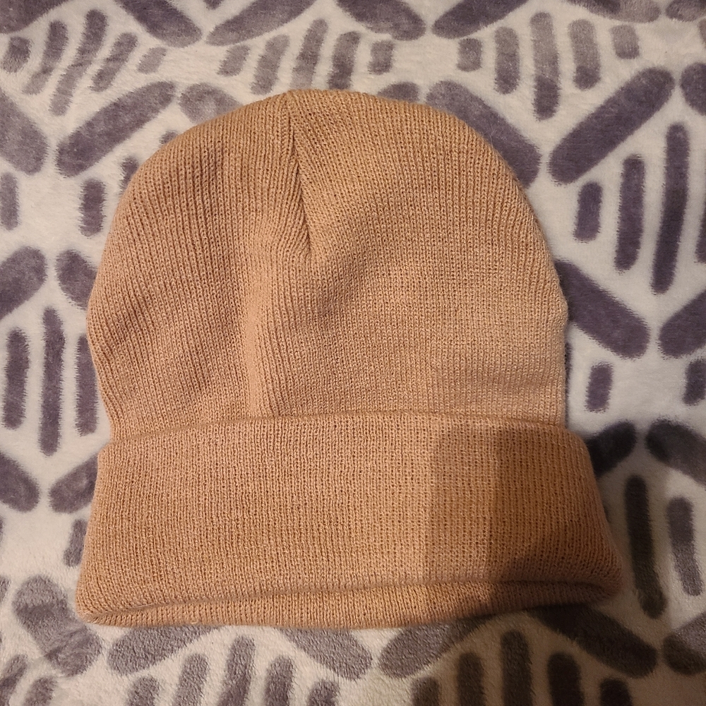 Tan toque